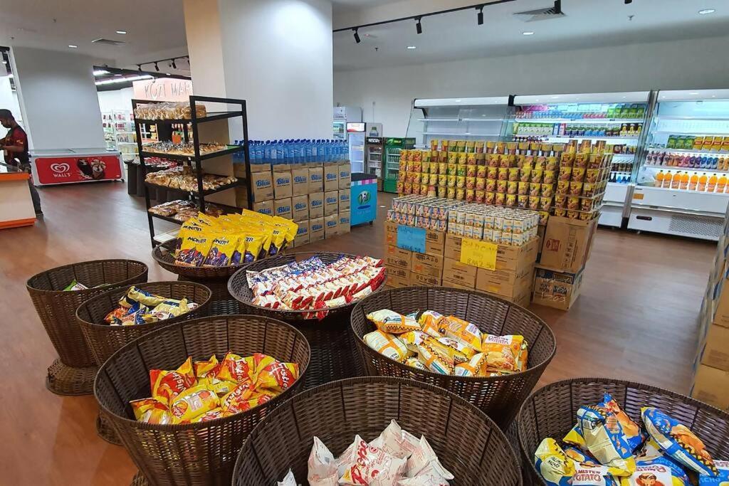 Kozi Square New Sgh Cozy Home 7A 쿠칭 외부 사진