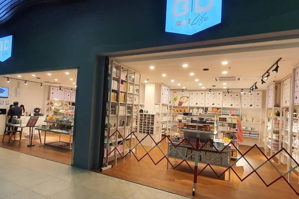 Kozi Square New Sgh Cozy Home 7A 쿠칭 외부 사진